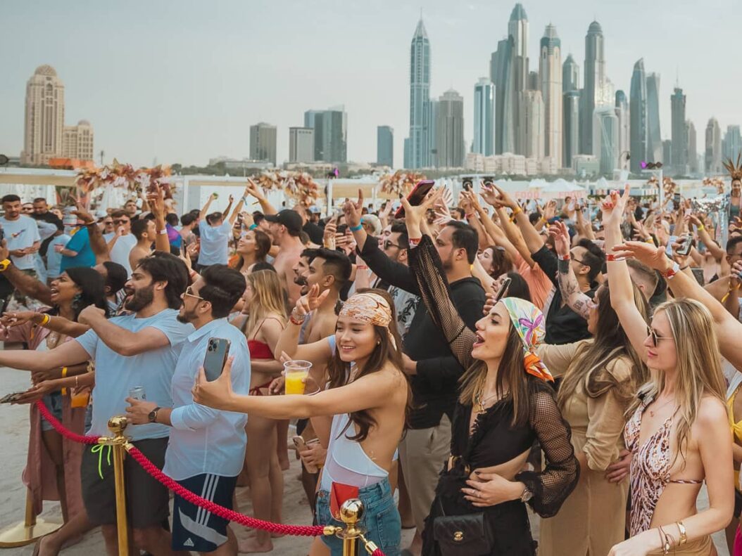 FIVE Dubai Kicks Off 2024 Season with Top International Artists