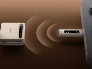 Aurzen Zip tri-folding pocket projector