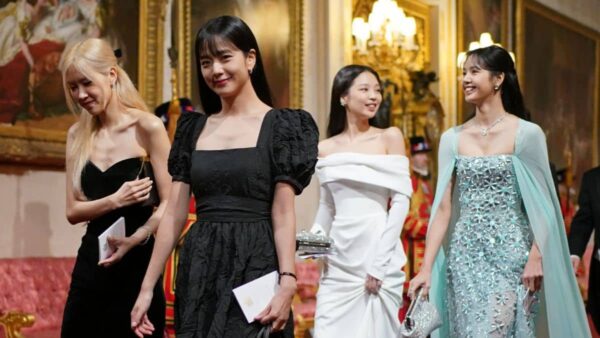 BLACKPINK at Buckingham Palace