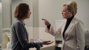 Hannah Einbinder and Jean Smart in Hacks