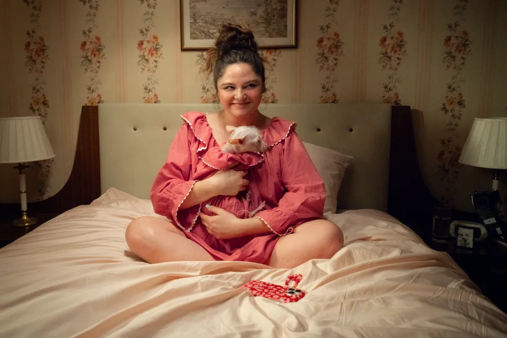 Lena Dunham in ‘Too Much' Netflix Series