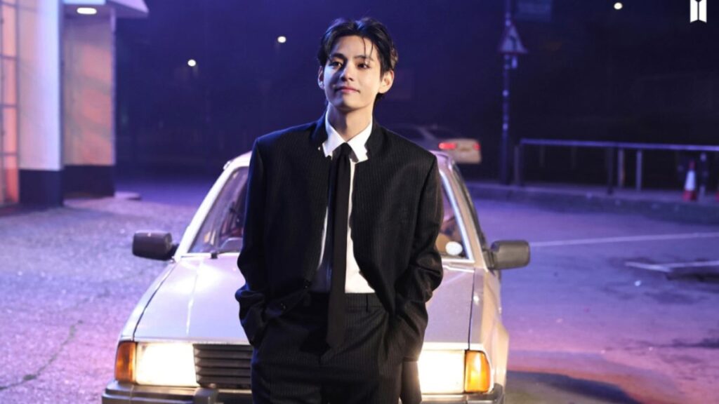 Fans Await Kim Taehyung's Return With Warm Banners and Messages 2 V (Kim Taehyung)
