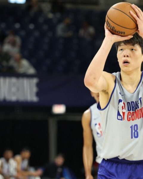“Chinese Jokic” Yang Hansen