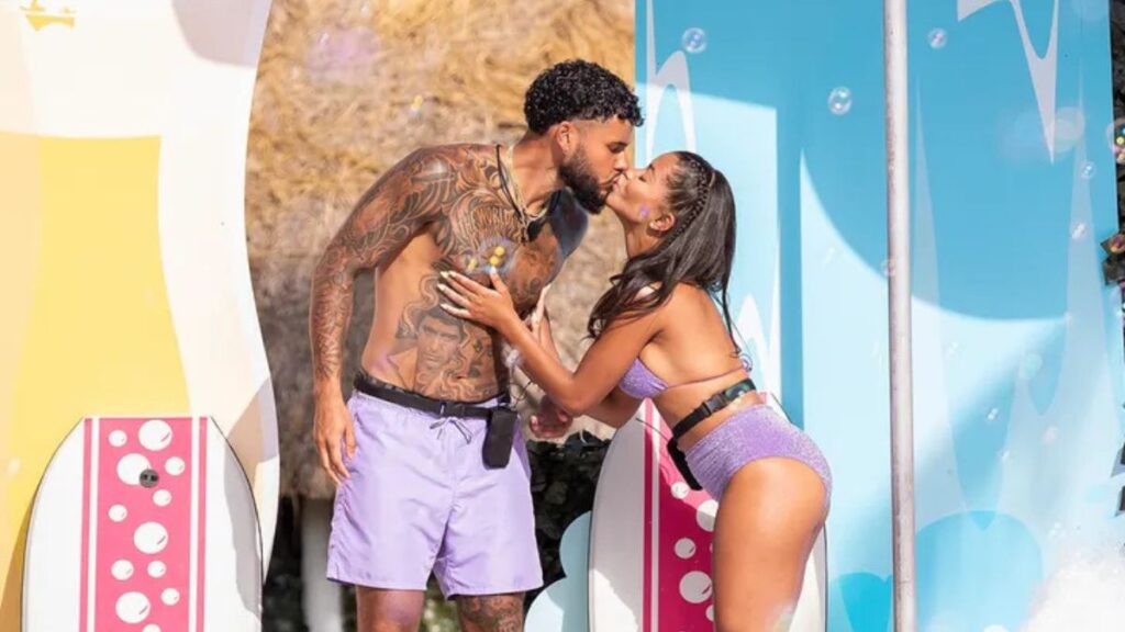 Amaya Espinal and Bryan Arenales ― Love Island USA Season 7