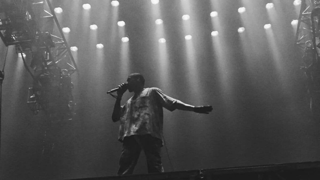 Kanye West LIVE