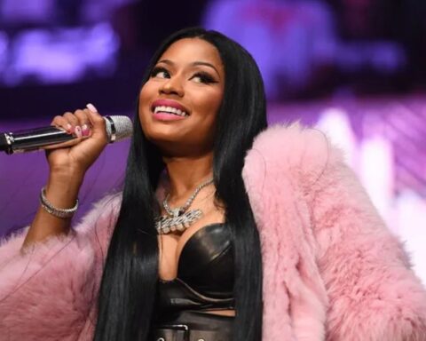 Nicki Minaj Performing
