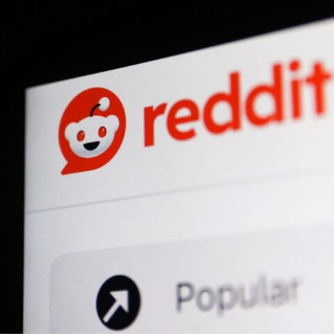 Reddit (Social Media)
