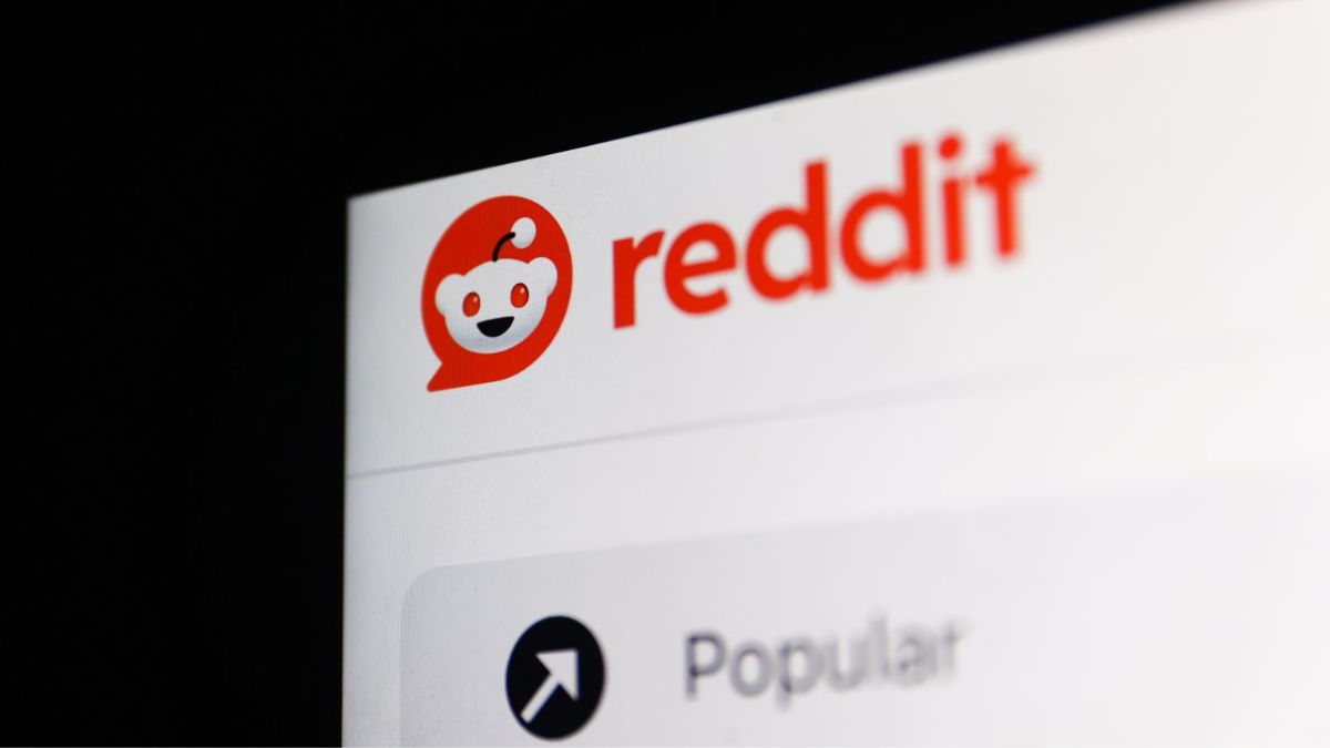 Reddit (Social Media)