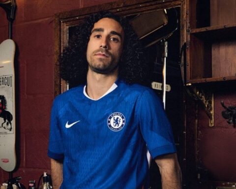 Chelsea 2025-26 Home Kit