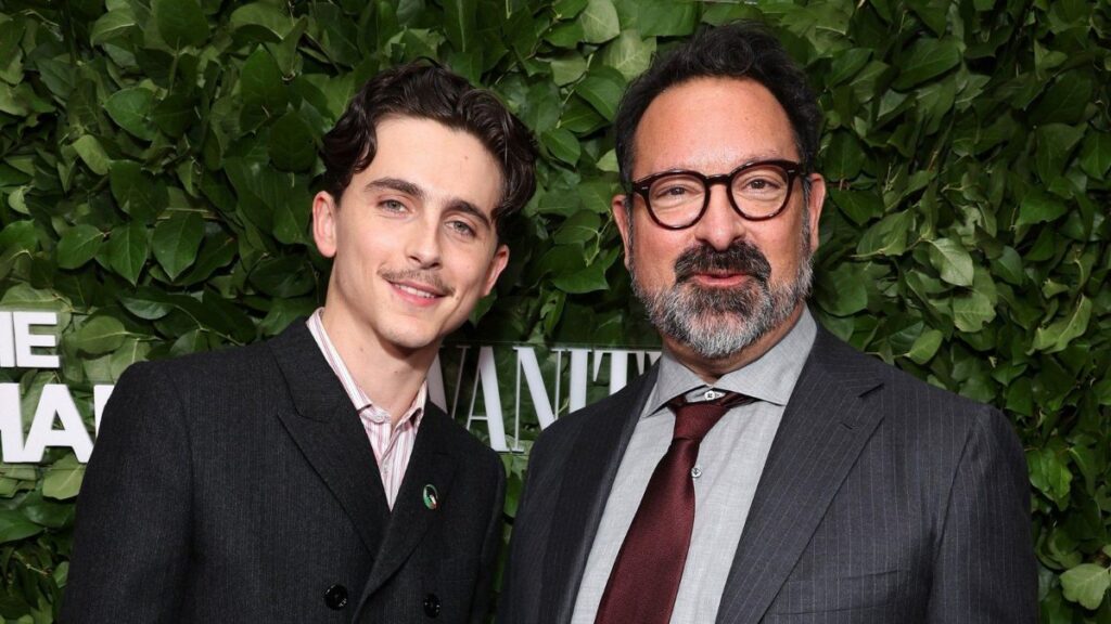 Timothée Chalamet and James Mangold