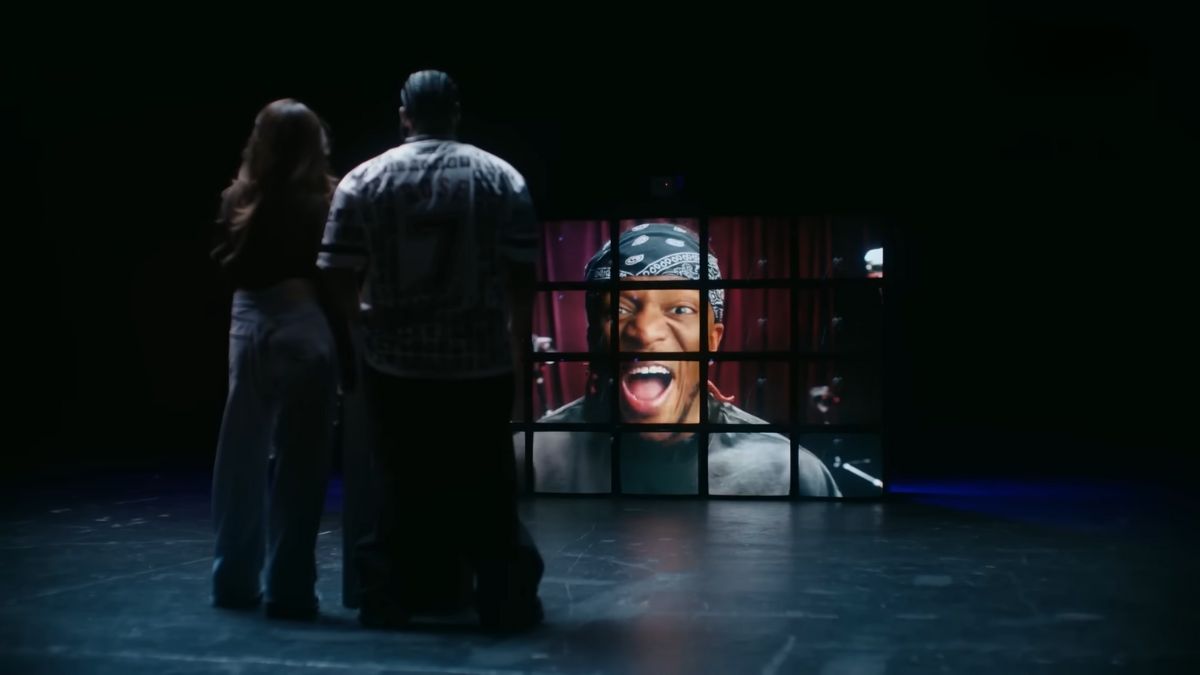 Inside USA Trailer