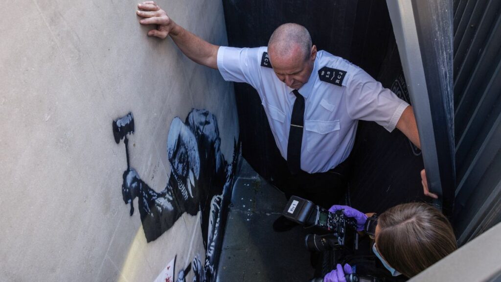 London Authorities Cover Banksy Mural Linked to Pro-Palestine Protest