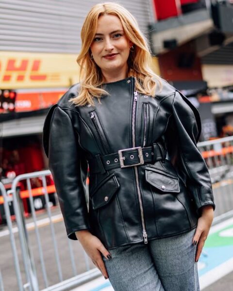 Amelia Dimoldenberg x F1 ― Passenger Princess