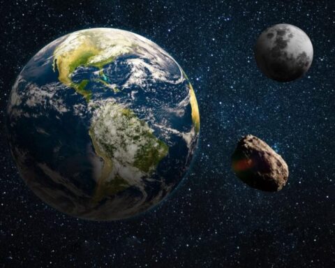 Astronomers Discover Temporary “Second Moon” Orbiting Earth Until 2085