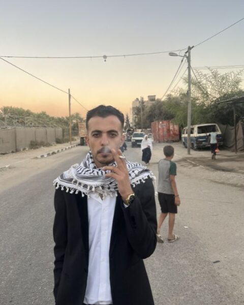 Omar Hamad’s Wedding Picture Smoking