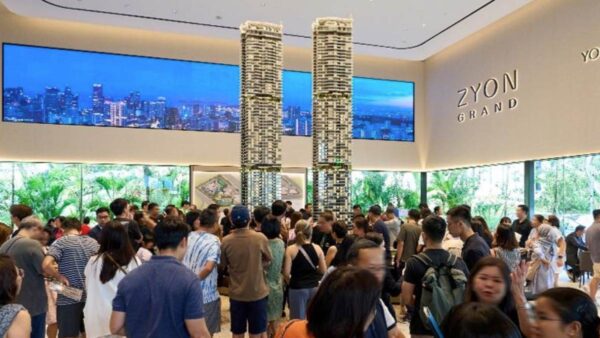 Buyers looking at the Zyon Grand sales gallery over the weekend launch.