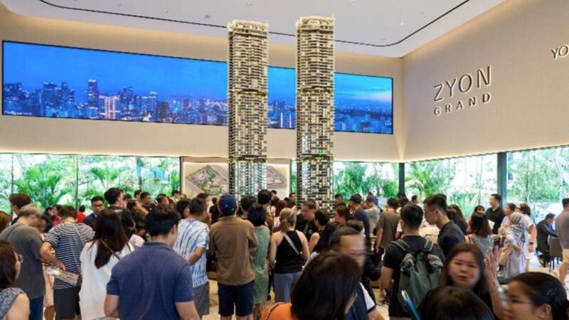 Buyers looking at the Zyon Grand sales gallery over the weekend launch.