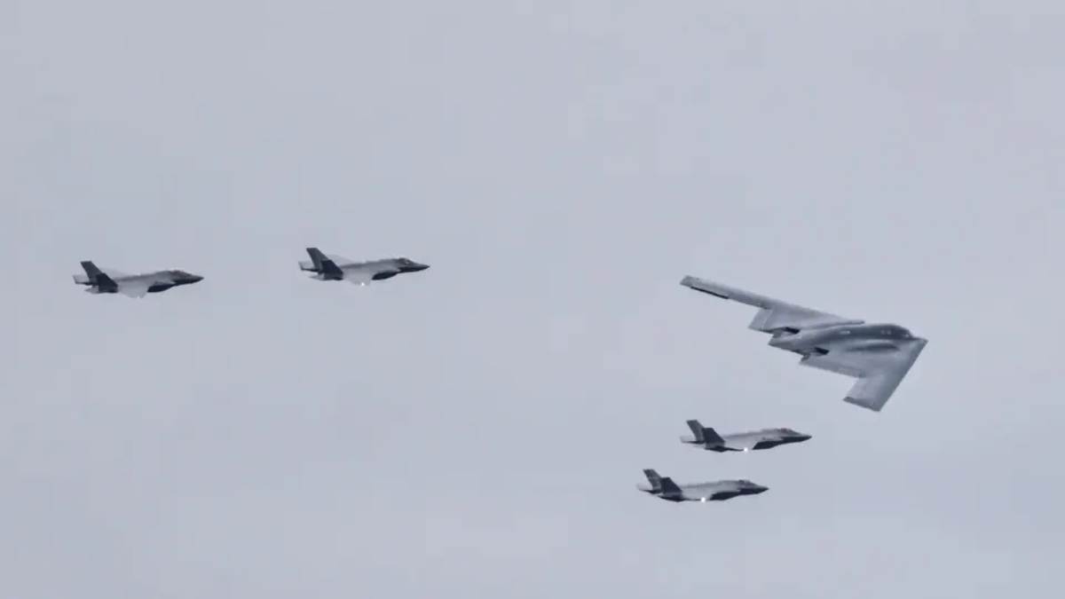 F-35 jets and B-2 Bomber
