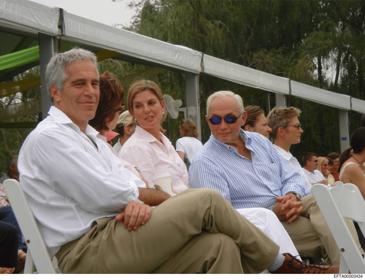 Jeffery Epstein with Abigail Wexner and Les