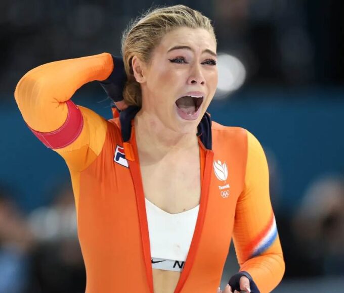 Leerdam revealing her Nike sports bra after her win could bag her a huge payday