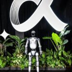 A humanoid robot by Honor Device Co. in Barcelona.