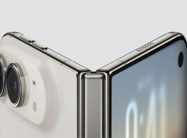 Apple iPhone Duo - Half Folded Look
