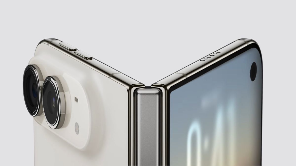 Apple iPhone Duo - Half Folded Look