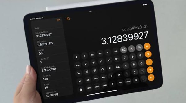 Apple Calculator App for iPad