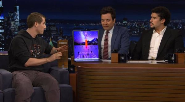 Jimmy Fallon and Bad Bunny Amazed by Linus Tech Tips at The Tonight Show