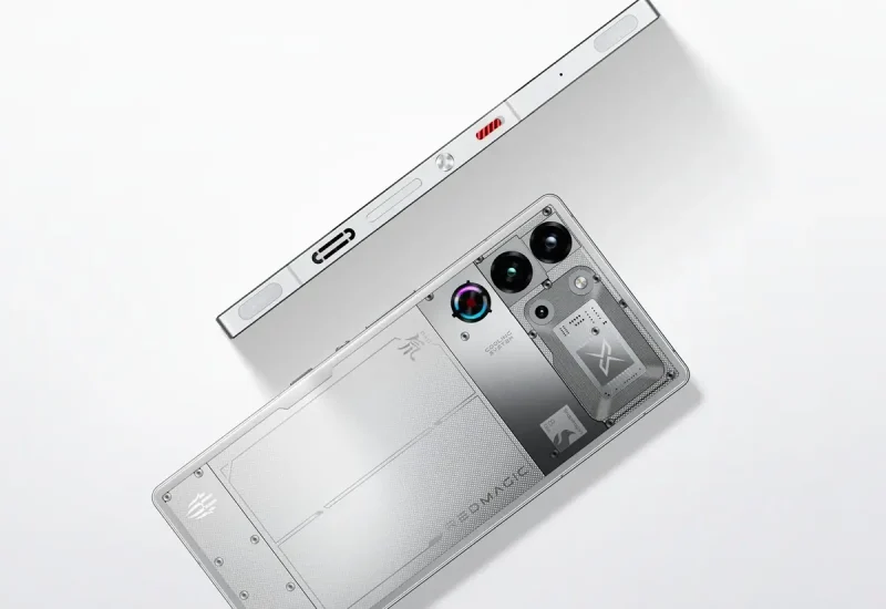 Red Magic 10 Pro ― Lightspeed Color