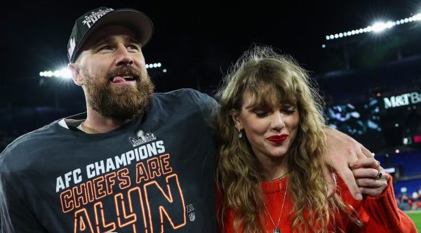 Taylor Swift + Travis Kelce